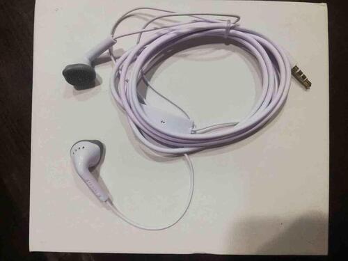Stereo Earphone for mobile, Tab and Laptop
