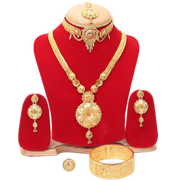 Golden Plated Bridal Set Design For Women