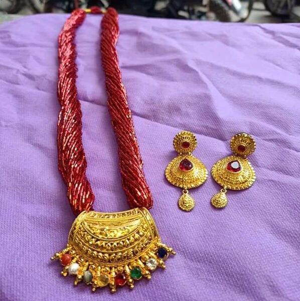Latest Design Mangalsutra With Potye And Earrings
