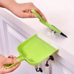 Mini Desktop Sweep Cleaning Brush Two-Piece Set Keyboard Brush Small Broom Dustpan Set for Home School Office Clean Brush
