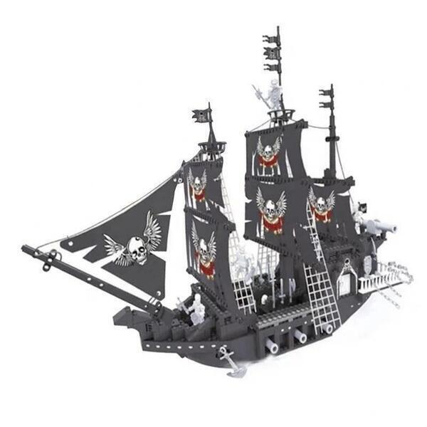 Ausini Pirates Ship - 714 Pieces Building Blocks Set