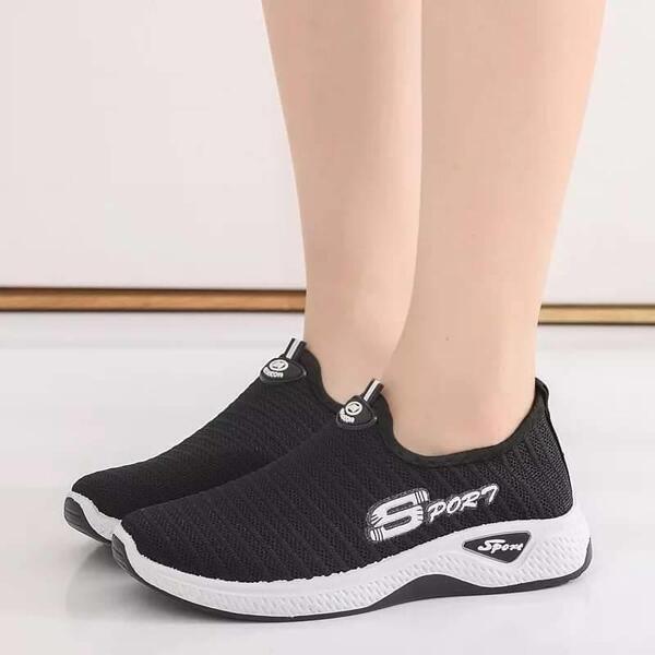 Breathable Mesh Slip-On Running Shoes For Women ( J09.8)