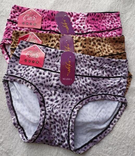 Bundle Of 3 Pieces Free Size (Waist 26 Inch To 30 Inch) Leopard Design Soft Panties For Girlss And Women