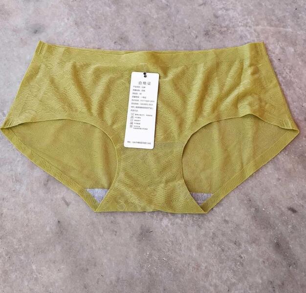 Free Size (Best For Waist Size 26 Inches To 29 Inches) Soft Seamless Underwear Panties - Panty For Women
