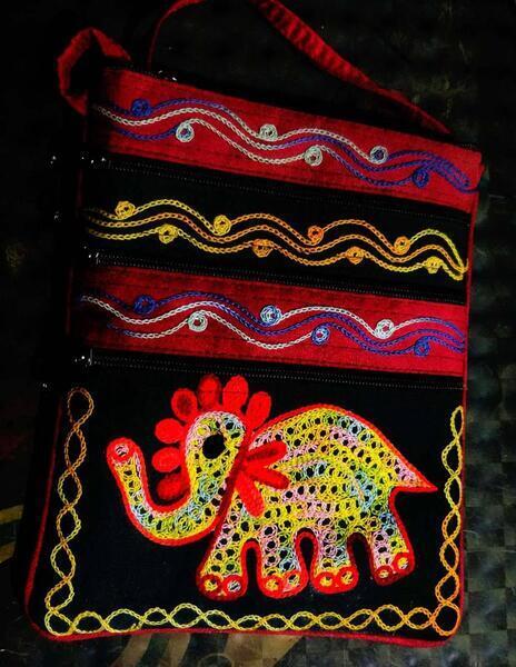 HAND MADE SIDE BAG STYLIST 4 Zipper