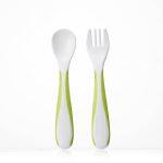 Mini Bi Color Plastic Baby Feeding Fork And Spoon Set Sensitive Plastic PP Color Change Baby Food Feeding Spoon 2 PCS Set