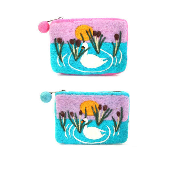 Multicolored Swan Design Felt Purse For Women