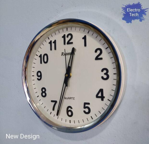 New Design Numbering Dial Simple Medium Size Wall Clock