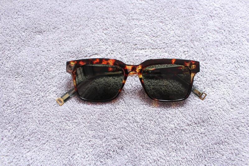 NEW WOMENS SUNGLASS IN PRINT COLOR