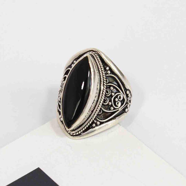 Pure Silver Women Ring With Natural Black Onyx/ 11 Gram