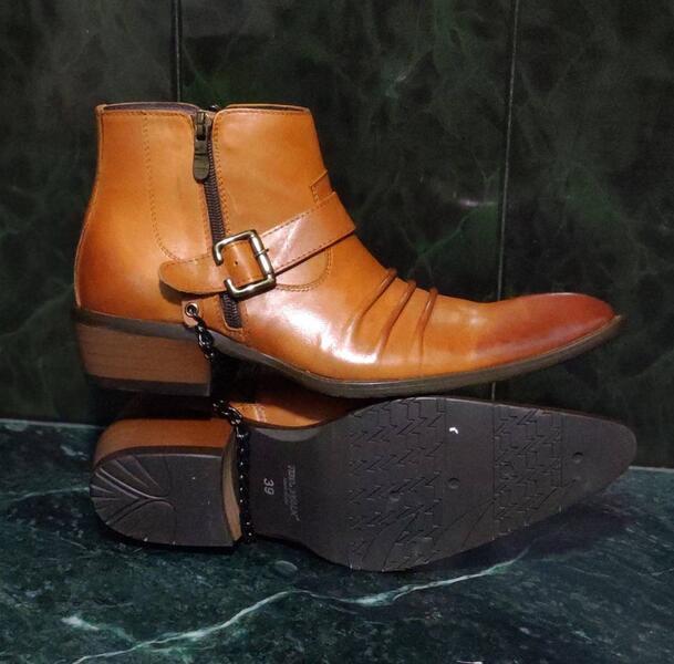 Solid Short Dingo Boot For Men (6810-1A)