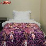 Super Soft Fleece Popcorn Blanket with Faux Fur on Back Side for upto 4 Degrees (200 x 230 cms)