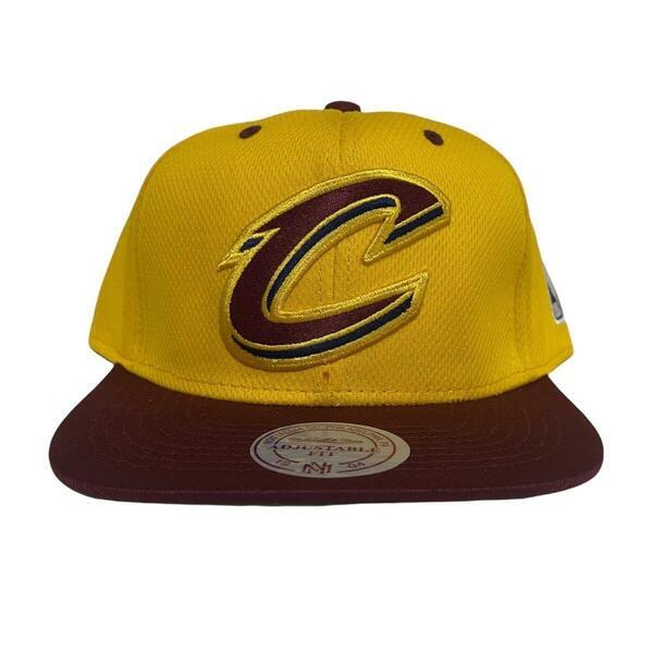 Cleveland Cavaliers NBA Men's Cap- (Mitchell & Ness)