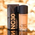 M. A. C Studio Fix Fluid Spf 15 Foundation Nc30