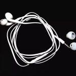 Universal Stylish 3.5Mm In-Ear Earphone W/Mic-300