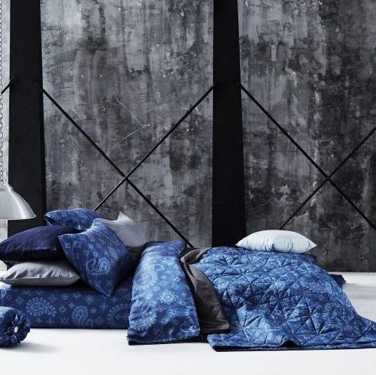 Lotus Soho Fitted Bedsheet King Size - Blue Snowflake Print