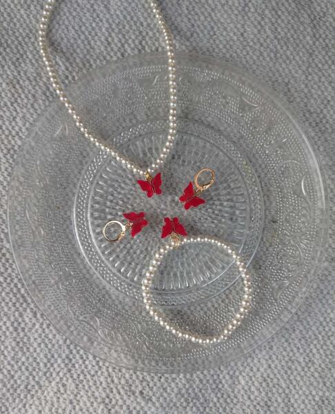 Butterfly Set With Earrings, Necklace and Bracelet