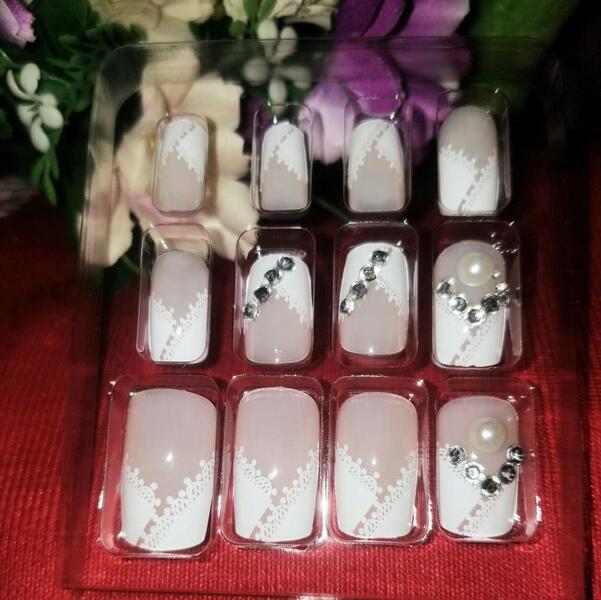 Fake Nails with Glue ( Mix White )