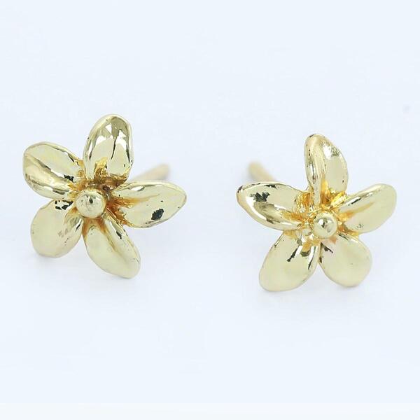 Pu Gold Plated Flowers Design Stud Earrings