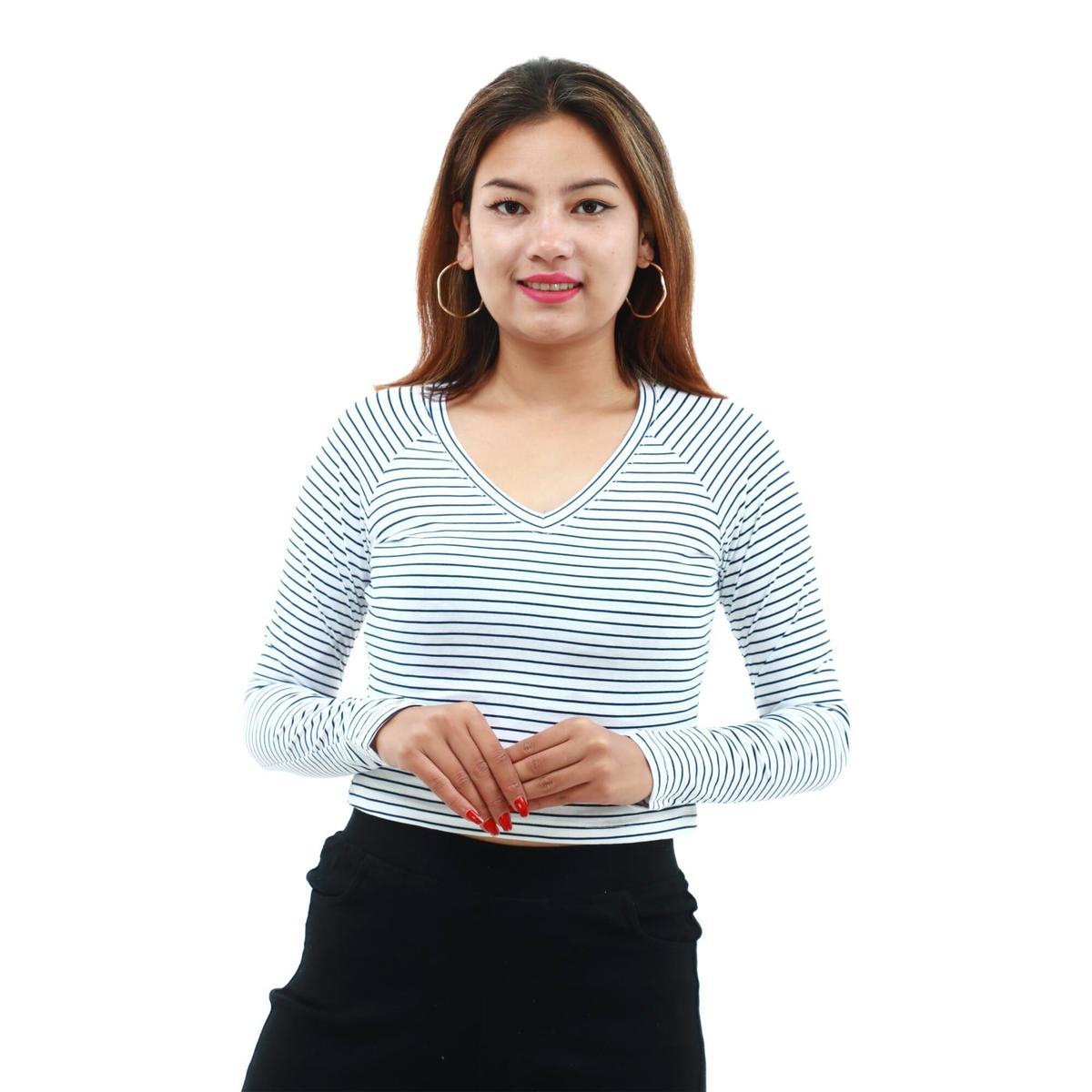 white cotton v neck full sleeve lining printed crop top for women
