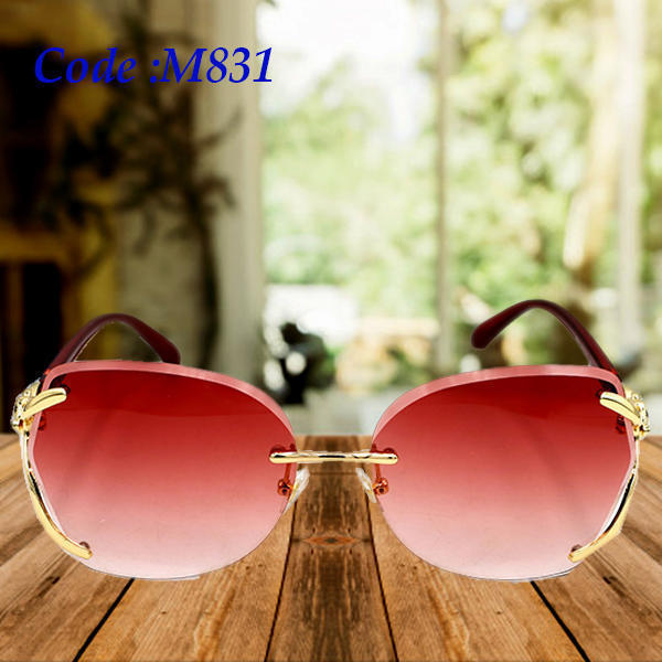 pink glass red frame trendy designer steel frame luxurious fashiinable latest model sunglass for women comes with box packs