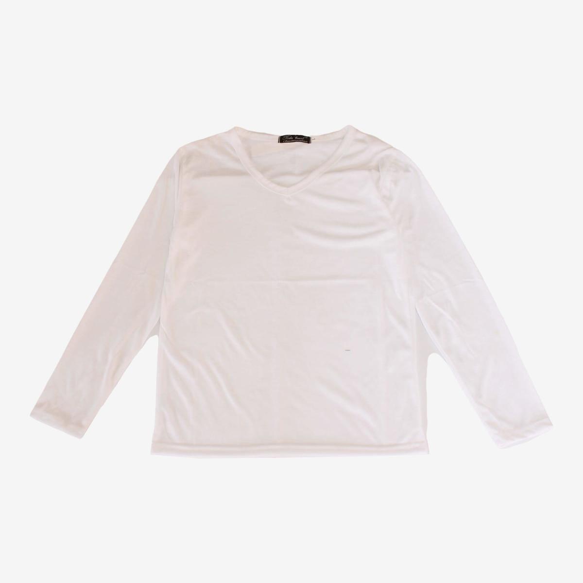 white color plain design v neck long sleeves t shirt for women