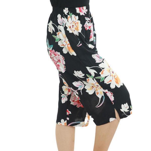 Floral Cotton Designed Quarter Shorts For Women (Print May Vary) B
