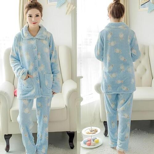 Autumn Winter Warm Flannel Women Pajamas Sets Thick Coral Velvet Long Sleeve Cartoon Sleepwear Flannel Pyjamas Set (Color May Vary)