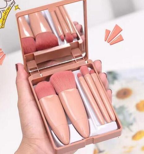 Easy-taken Travel Makeup Brush Set, Kawaii Mini Complete Function Cosmetic Brushes Kit (with mirror)