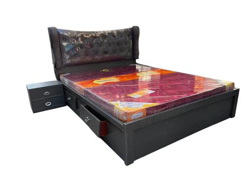 Classic Design Heavy Wooden King Size Bed With Side Box
