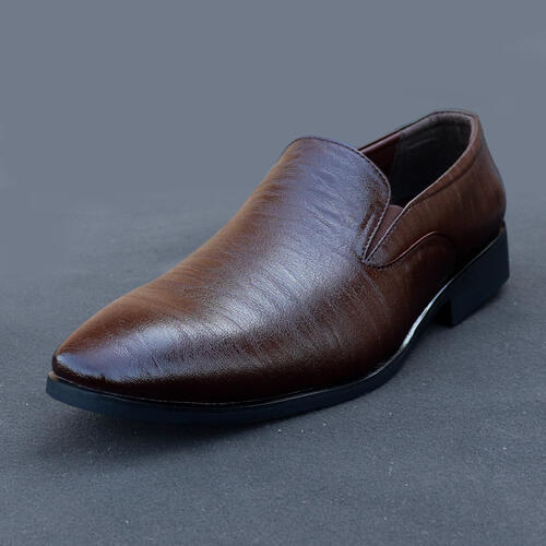 Coffee Color Wrinkle Free Grunge Leather Formal Shoes for Men